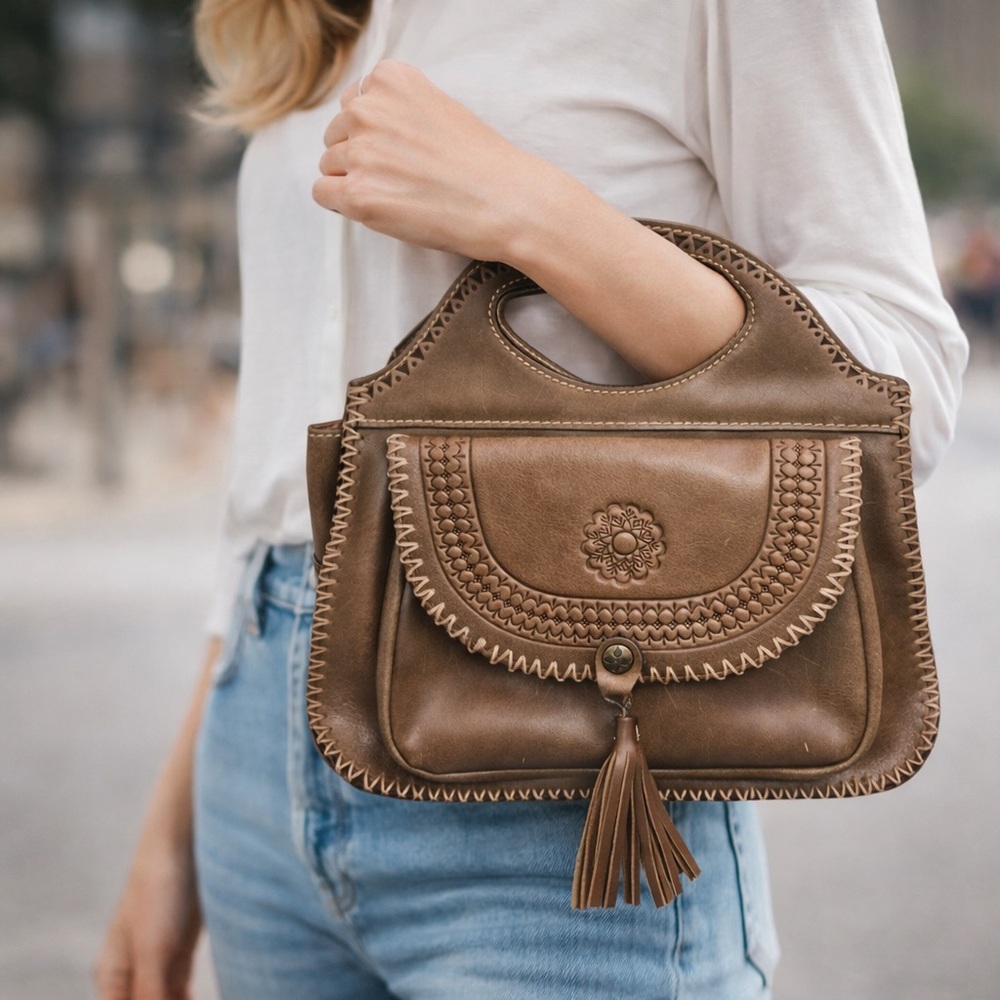 Patricia Nash Tan Leather Clutch with Tassel Patricia Nash Beaumont Satchel.
